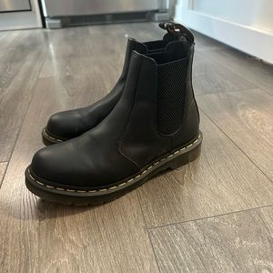 Doc Marten Chelsea Boots